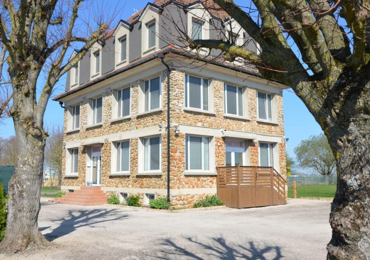 Country House Reem Pommeuse Exterior photo