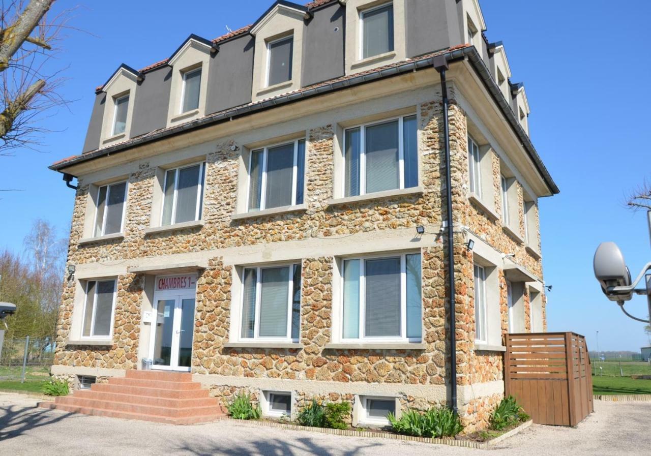 Country House Reem Pommeuse Exterior photo